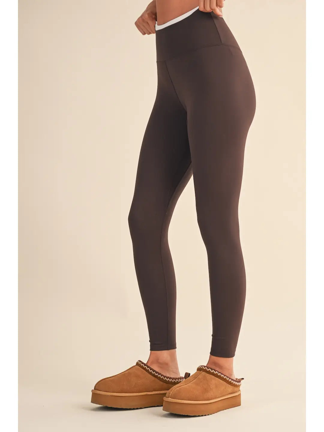 Binding Leggings- Dark Chocolate & Pink